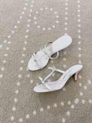 Uubags Ferragamo Flame Mini Bow Sandals In White 5cm - 6