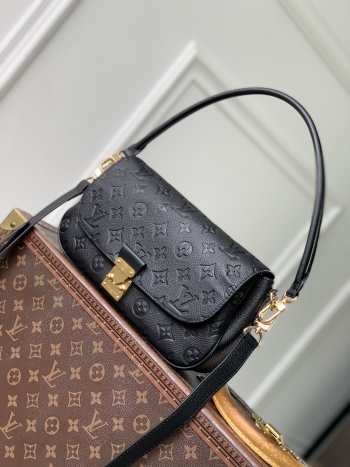 Uubags Louis Vuitton M29783 Pochette Métis Soft Bag In Black Cowhide Leather 25x15x5cm