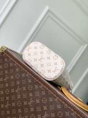Uubags Louis Vuitton M2A466 Neverfull Inside Out BB Bag Monogram Dune / Pink Cowhide Leather 26.5x16.5x11cm - 4