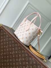Uubags Louis Vuitton M2A466 Neverfull Inside Out BB Bag Monogram Dune / Pink Cowhide Leather 26.5x16.5x11cm - 2
