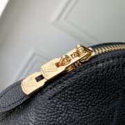Uubags Louis Vuitton M3A167 Squire East-West In Boldly Black Calfskin Leather 29x14x8cm - 5