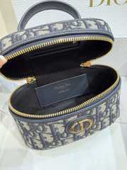 Uubags Dior 30 Montaigne Mini Vanity Case In Blue Dior Oblique Jacquard 16.5x8x9.5cm - 3