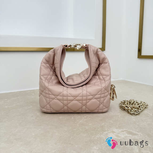 Uubags mini Dior Toujours hobo bag cannage lammleder in powder pink 17.5x19x7cm - 1