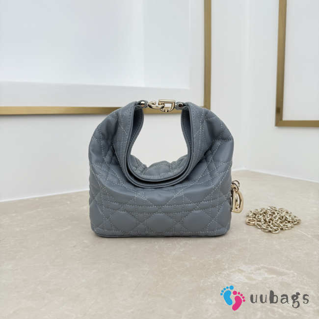 Uubags mini Dior Toujours hobo bag cannage lammleder in blue 17.5x19x7cm - 1