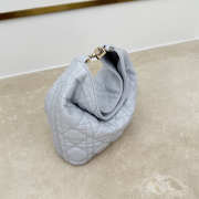 Uubags mini Dior Toujours hobo bag cannage lammleder in ice blue 17.5x19x7cm - 5