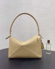 Uubags Loewe medium Featherlight Puzzle bag in silk beige nappa lambskin 19.5x29x12cm - 6