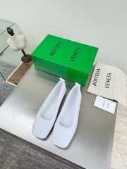Uubags Bottega Veneta Charlotte Ballerina In White Lambskin - 1