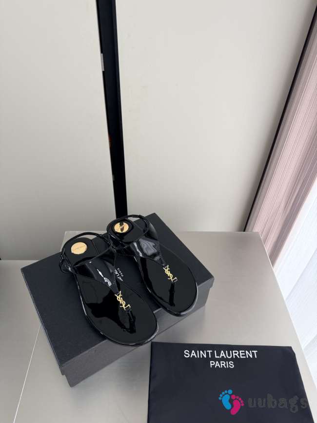 Uubags YSL Cassandra sandals in black patent leather - 1