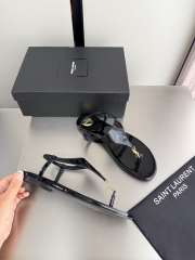Uubags YSL Cassandra sandals in black patent leather - 4