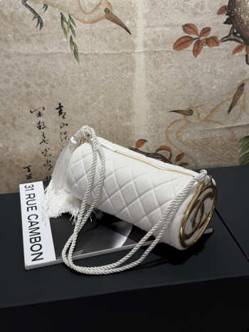 Uubags Chanel Clutch With Strap Velvet & Gold-Tone Metal White 12x23x12cm
