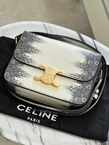 Uubags Celine Medium Teen Triomphe Bag in Natural Lizard 18.5x13.5x7cm
