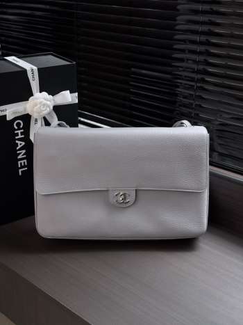 Uubags Chanel maxi flap bag calfskin with grain effect & silver metallic in gray 26x38.5x11cm