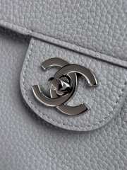 Uubags Chanel maxi flap bag calfskin with grain effect & silver metallic in gray 26x38.5x11cm - 4