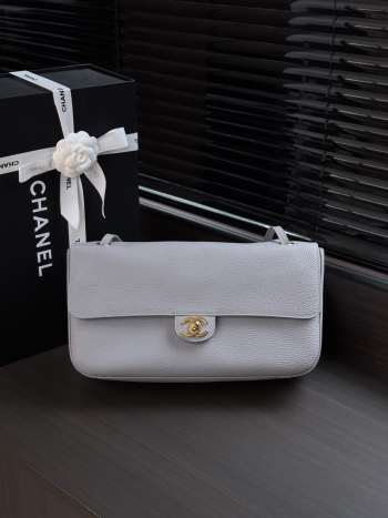 Uubags Chanel maxi flap bag calfskin with grain effect & gold metallic in gray 19.5x32x10cm