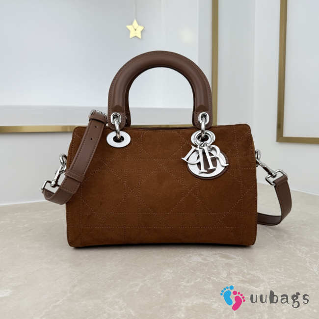 Uubags Dior Granville small bag velvet goatskin flat macrocannage in tan 25x16.5x14.5cm - 1