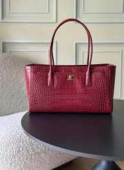 Uubags Chanel Calfskin Crocodile Embossed Archetype Small Shopping Tote Bag Burgundy 39x20x13cm - 1