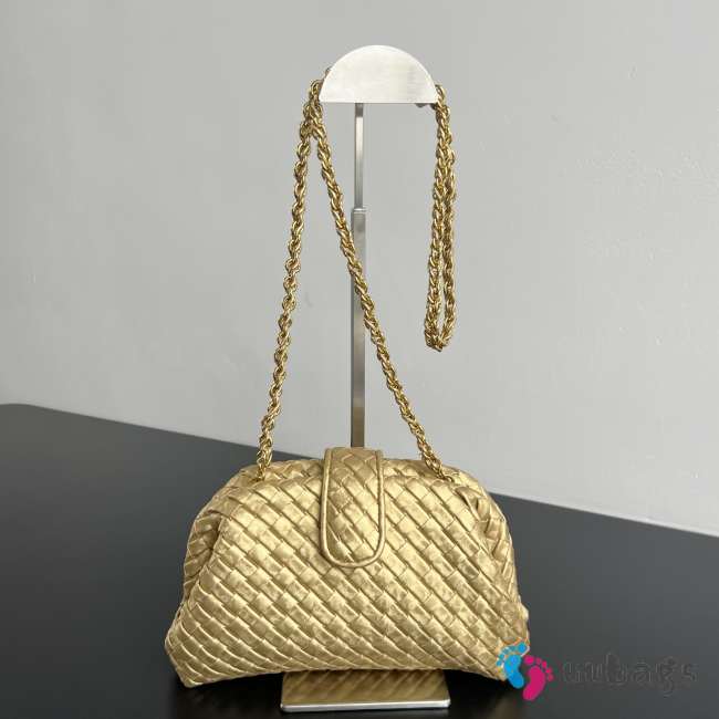 Uubags Bottega Veneta Small Lauren 1980 Intrecciato Leather Clutch In Metallic Gold 27x15x8cm - 1