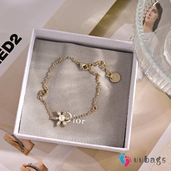 Uubags Bloom in Dior Bracelet Gold-Finish Metal, Gold Resin Pearls and Crystals - 1