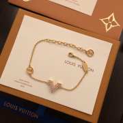 Uubags Louis Vuitton V Pearl Gold Chain Bracelet - 1