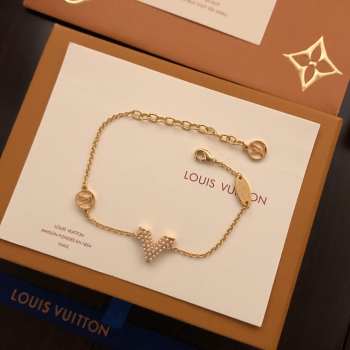 Uubags Louis Vuitton V Pearl Gold Chain Bracelet