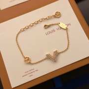 Uubags Louis Vuitton V Pearl Gold Chain Bracelet - 4