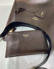 Uubags Prada 1BC300 Boogie medium leather bag in cocoa brown 33x22x8cm  - 3