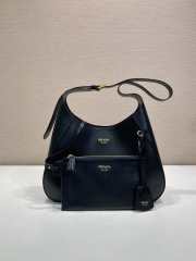 Uubags Prada 1BC300 Boogie medium leather bag in black 33x22x8cm - 2