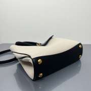 Uubags Balenciaga Rodeo handbag small in beige/black lambskin, aged-gold hardware 27x20x10cm  - 6