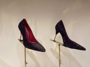 Uubags Valentino Suede Pumps In Dark Chocolate 10cm