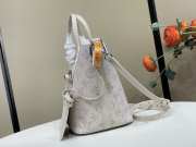 Uubags Louis Vuitton M21909 Blossom PM Bag White/Multicolor 20x20x12.5cm - 3