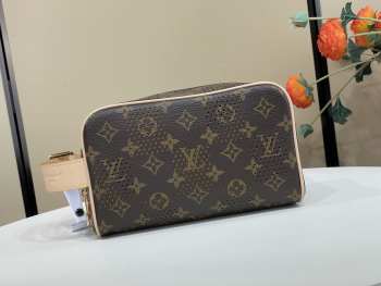 Uubags Louis Vuitton M29165 Locker Dopp Kit 23x13x12cm