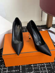 Uubags Hermes Mirage 100 pump in black satin crepe 10cm - 4