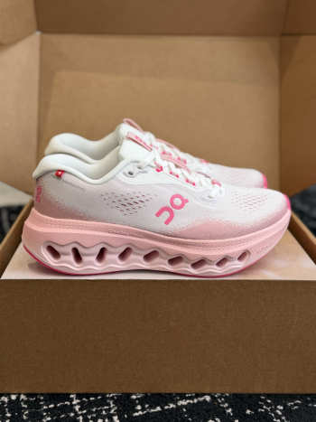 Uubags On Cloudsurfer Max Running Shoes In White/Pink