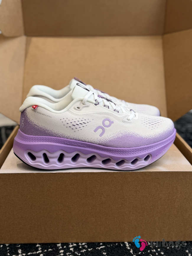 Uubags On Cloudsurfer Max Running Shoes In White & Lilac - 1