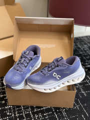 Uubags On Cloudsurfer Max Running Shoes In White & Purple - 3