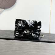 Uubags Chanel small flap pocket sequins & gold-colored metal in black & white 14x21x8cm - 1