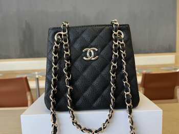 Uubags Chanel Caviar Quilted Mini Bucket Bag Black 16x15x9cm
