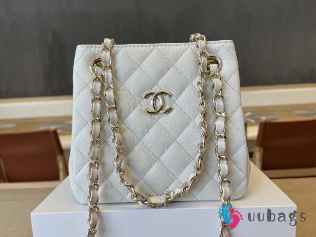 Uubags Chanel Caviar Quilted Mini Bucket Bag White 16x15x9cm - 1