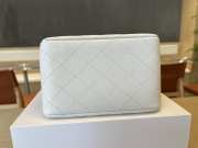 Uubags Chanel Caviar Quilted Mini Bucket Bag White 16x15x9cm - 4