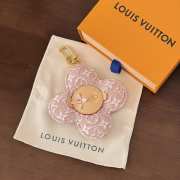 Uubags Louis Vuitton M04278 Vivienne Bag Charm Light Pink Monogram Jacquard 4x17.5x11.5cm - 1