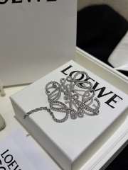Uubags Anagram brooch in brass with a braided rope texture - 6