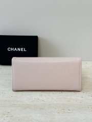 Uubags Chanel wallet grain-effect goatskin, glass enamel & gold-colored metal in pink 19.5x10.5x3.5cm - 4