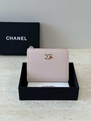 Uubags Chanel small zipped wallet grain-effect goatskin, glass enamel & gold-colored metal in pink 11.5x2x9.5cm