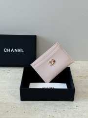 Uubags Chanel card case grained goatskin leather, enamel & gold-colored metal in pink 6.2x10x0.5cm - 2