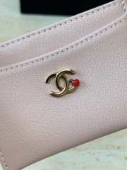 Uubags Chanel card case grained goatskin leather, enamel & gold-colored metal in pink 6.2x10x0.5cm - 4