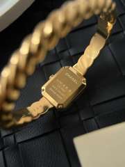 Uubags Chanel Première Galon watches yellowish-brown, with a black lacquered surface - 2