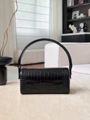 Uubags Chanel Clutch With Chain In Crocodile Embossed Calfskin & Gold-Tone Metal Black 23x11x12.5cm - 4