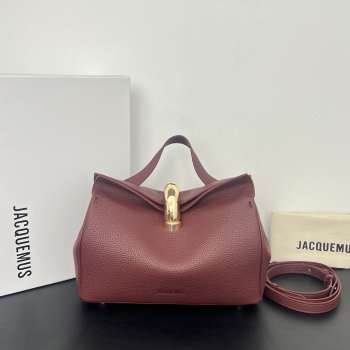 Uubags Jacquemus small Valérie calfskin leather bag in burgundy 24x14x7.5cm