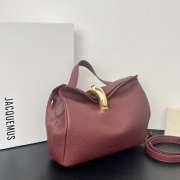 Uubags Jacquemus small Valérie calfskin leather bag in burgundy 24x14x7.5cm - 3
