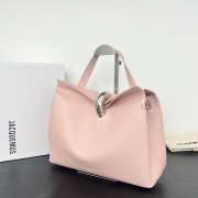 Uubags Jacquemus large Valérie calfskin leather bag in pale pink 32x20x11cm - 5